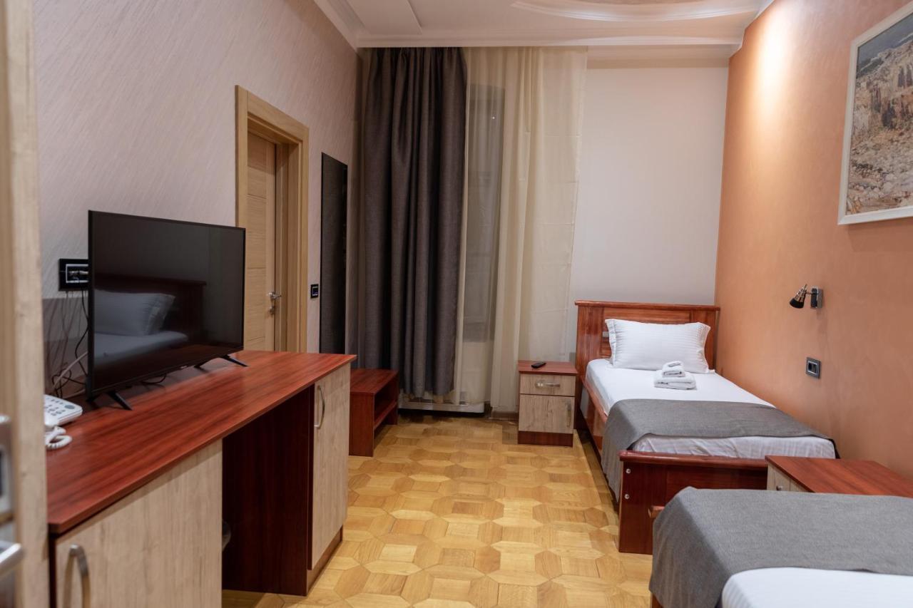 Hotel Kutko Pančevo 외부 사진